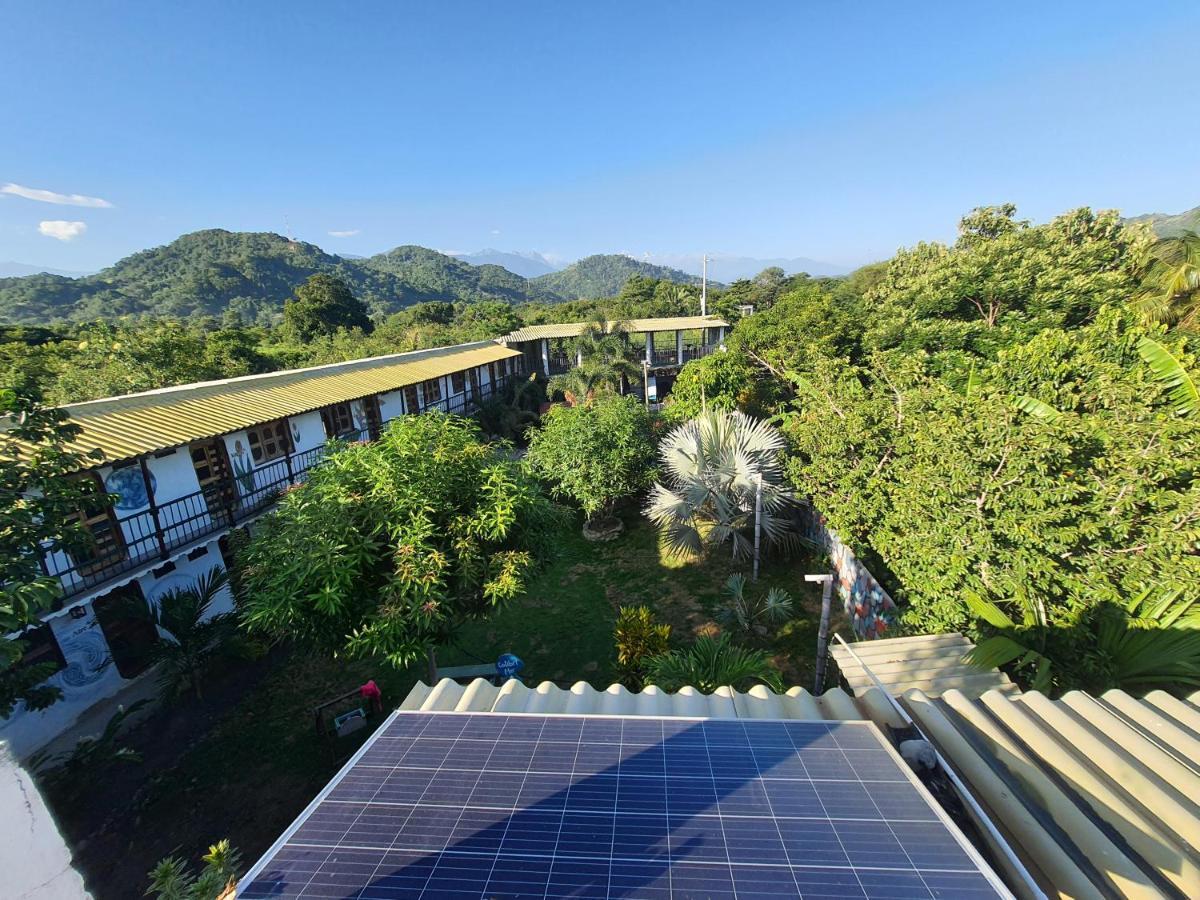Hostal Luz De Luna ปาโลมิโน ภายนอก รูปภาพ