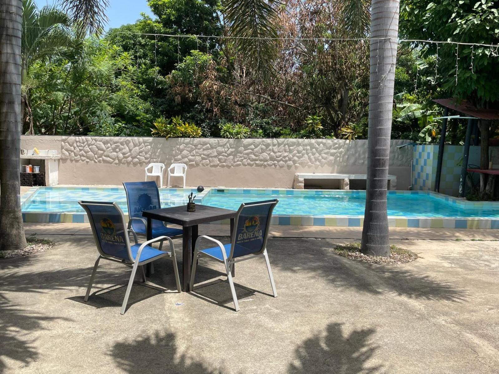 Hostal Luz De Luna ปาโลมิโน ภายนอก รูปภาพ