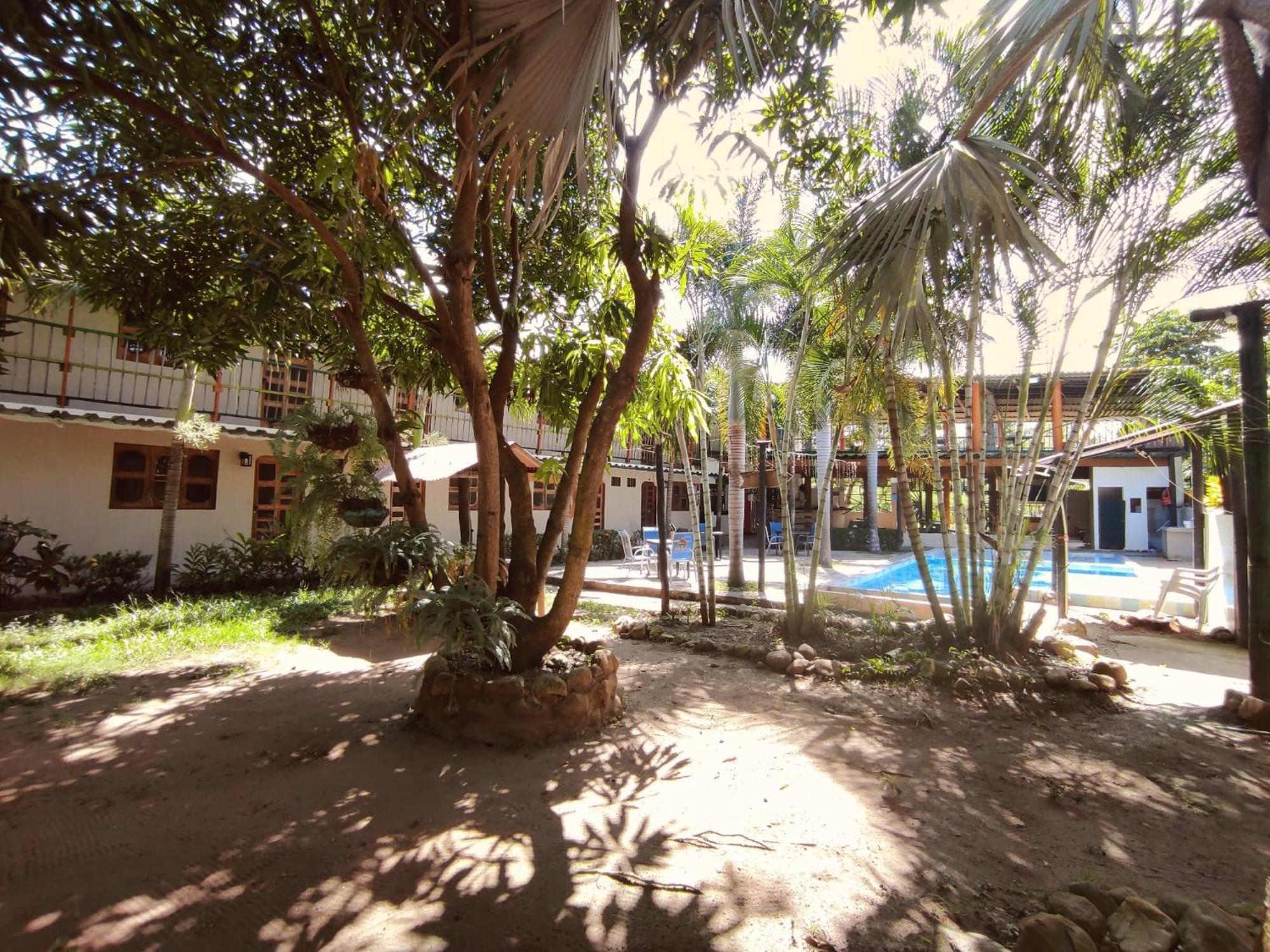 Hostal Luz De Luna ปาโลมิโน ภายนอก รูปภาพ